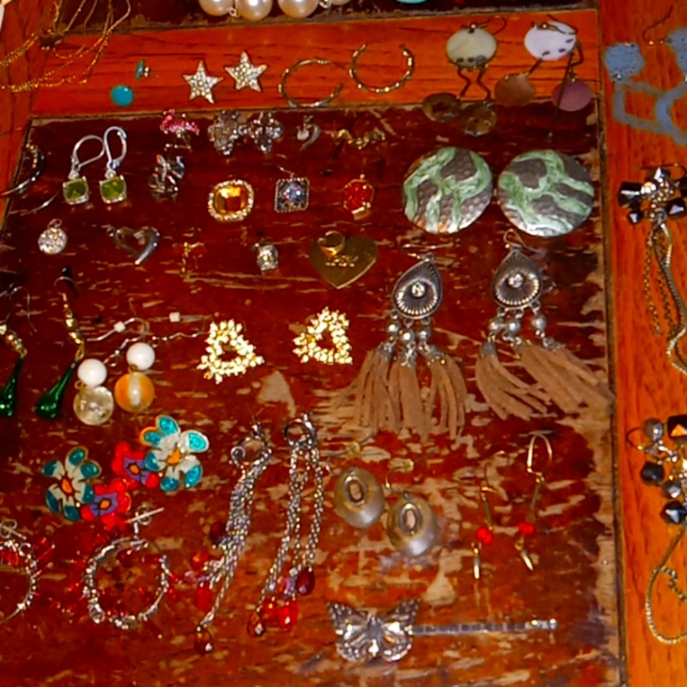 Jar Of All These Real,costume,designer Names,alittle Mix Up Of Treasures.